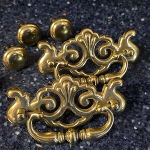 Vintage Brass Drawer Pulls and Knobs